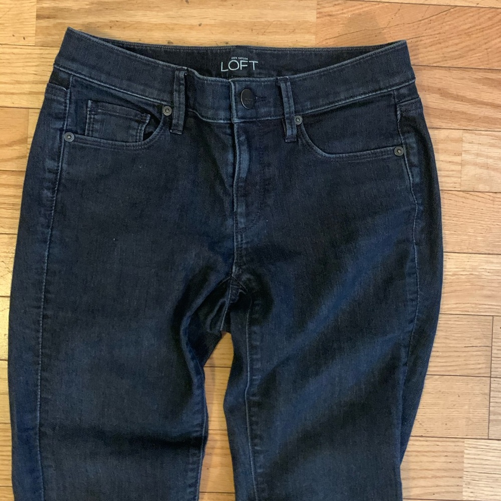 Loft // modern skinny jeans size 26/2